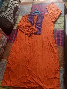 Set Of  2 Kurtis