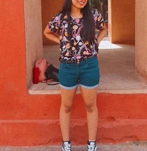 Trendy Denim Shorts (With FREEBIES!)