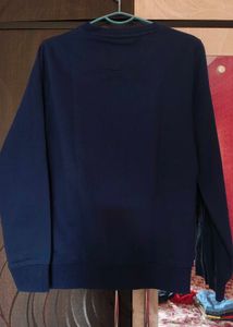 3 Sweatshirt only for Rs 400