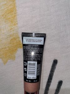 Lakme Absolute Liquid Highlighter