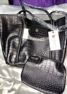 Chic Black Tote &amp; Pouch Set