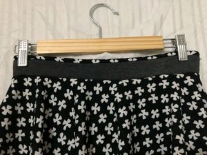 Woman One Piece Skirt Leggings Set