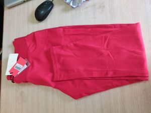 Red jegging