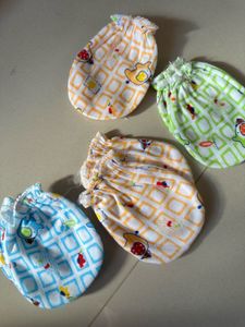 combo Baby Mittens - Strawberry Prints