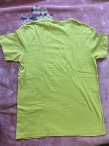 H&amp;M Graphic Print Tee