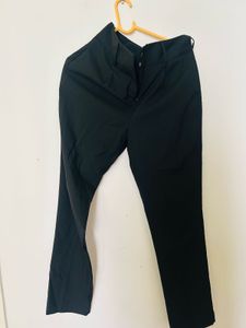 Vanheusen Black Straight Leg Pants