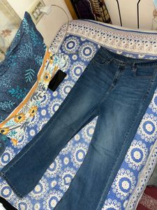 Bootcut Jeans