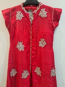 Women&#39;s fancy kurti