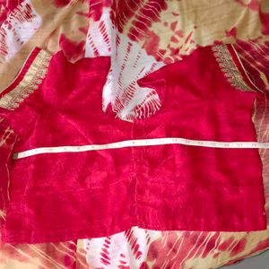 🛍️ Red &amp; Faded Golden Saree ⭐⭐⭐⭐