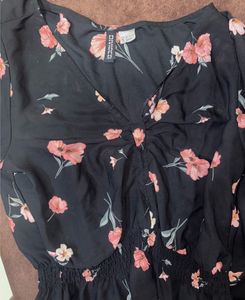 H&amp;M Floral Print V-Neck Top