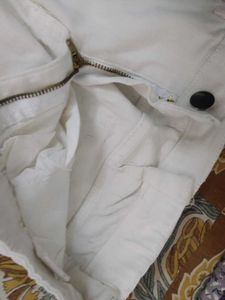 White New Jeans