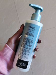 Pond&#39;s Hydra Miracle Body Lotion