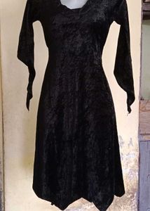 Elegant Black Velvet  Dress