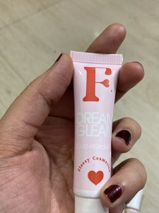 Flossy Cosmetics Highlighter And Popxo Nail Paints