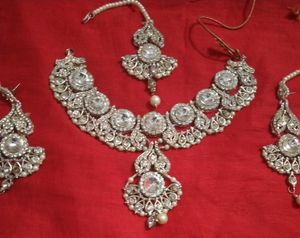 Neckless Jarkan Set
