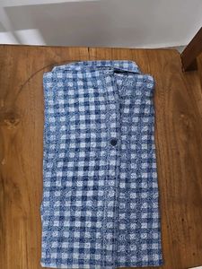 Levi&#39;s Slim Fit Blue Cheque Shirt - Size M