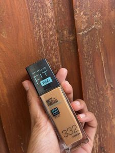 Maybelline Fit Me Foundation