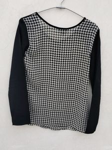 The Vanca Brand Top