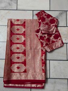 Elegant Red Banarasi Saree ❤️🥹