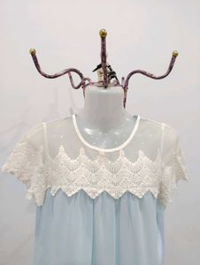 Cute Blue &amp; Lace Top