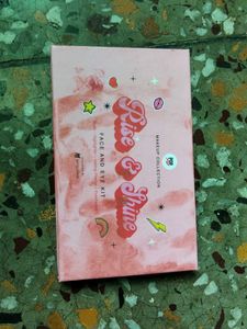 MyGlamm Face &amp; Eye Kit