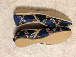 Navy Punjabi Juttis Size 36