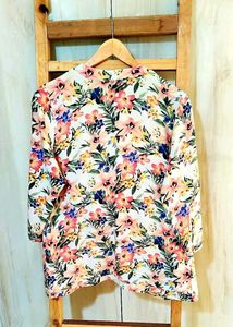 Floral Print Open Front Shrug size-36