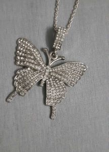Stunning Butterfly Necklace 🦋