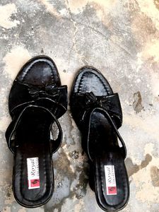 Elegant Black Flats