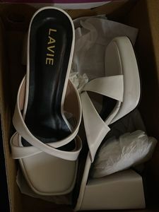 Chic White Platform Sandals