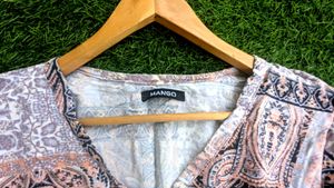 mango Patterned V-Neck Top