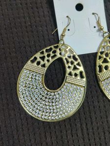 Beautiful Golden Earrings With Jarkan Stones