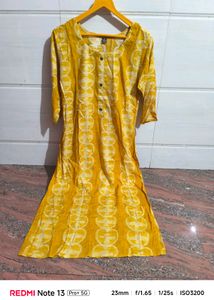 Yellow Printed Kurti Size L