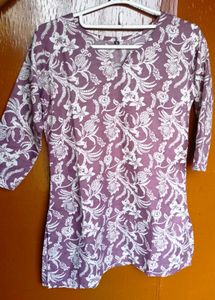 Floral Print Top - Casual & Stylish