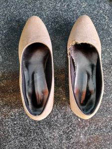 Elegant White Ballerinas