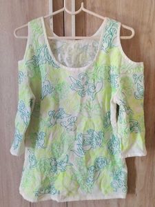 KASH. Floral Cold Shoulder Top