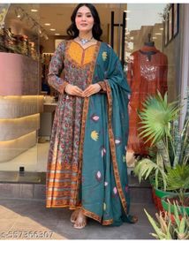 Elegant Printed Kurta Set