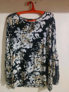 Floral printed Top