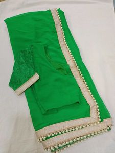 Lace Border Saree