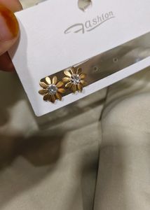 Flower Golden Stud Earrings