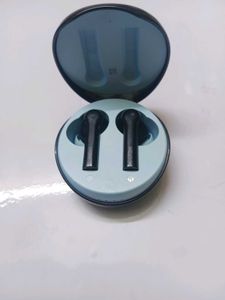Mivi earbuds d4 Wireless Earbud