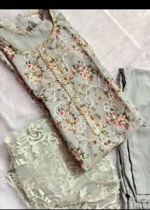 Floral Embroidered Salwar Kameez Suit