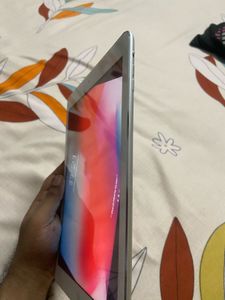 Apple iPad Air In Pristine Condition