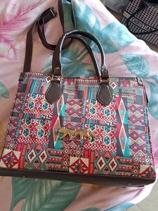 Beautiful Handbag 👜