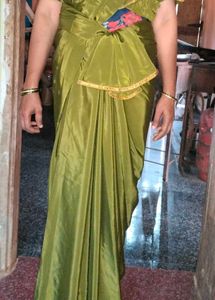 PLAIN CREPE SAREE WITH BLOUSE STITCHED