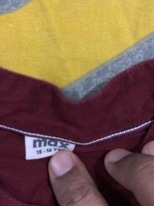 Maroon Men&#39;s Casual Shirt