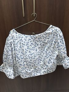 Berrylush Floral Print Crop Top