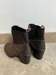 Brown Ankle Boots 👢