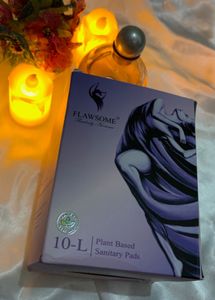 Flawsome Sanitary Pads