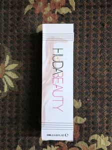 Huda Beauty Foundation